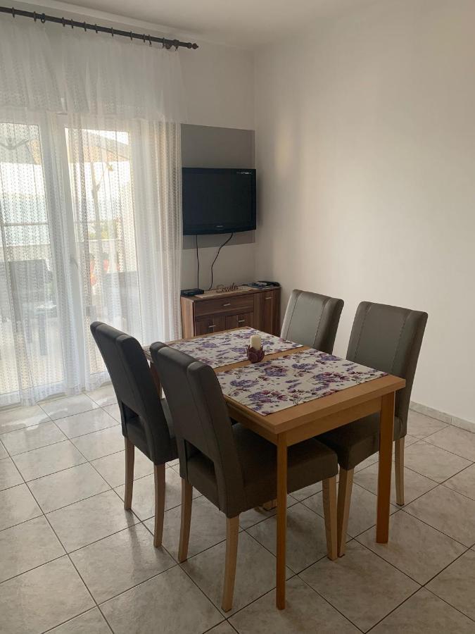 Apartment Jure Trogir Buitenkant foto